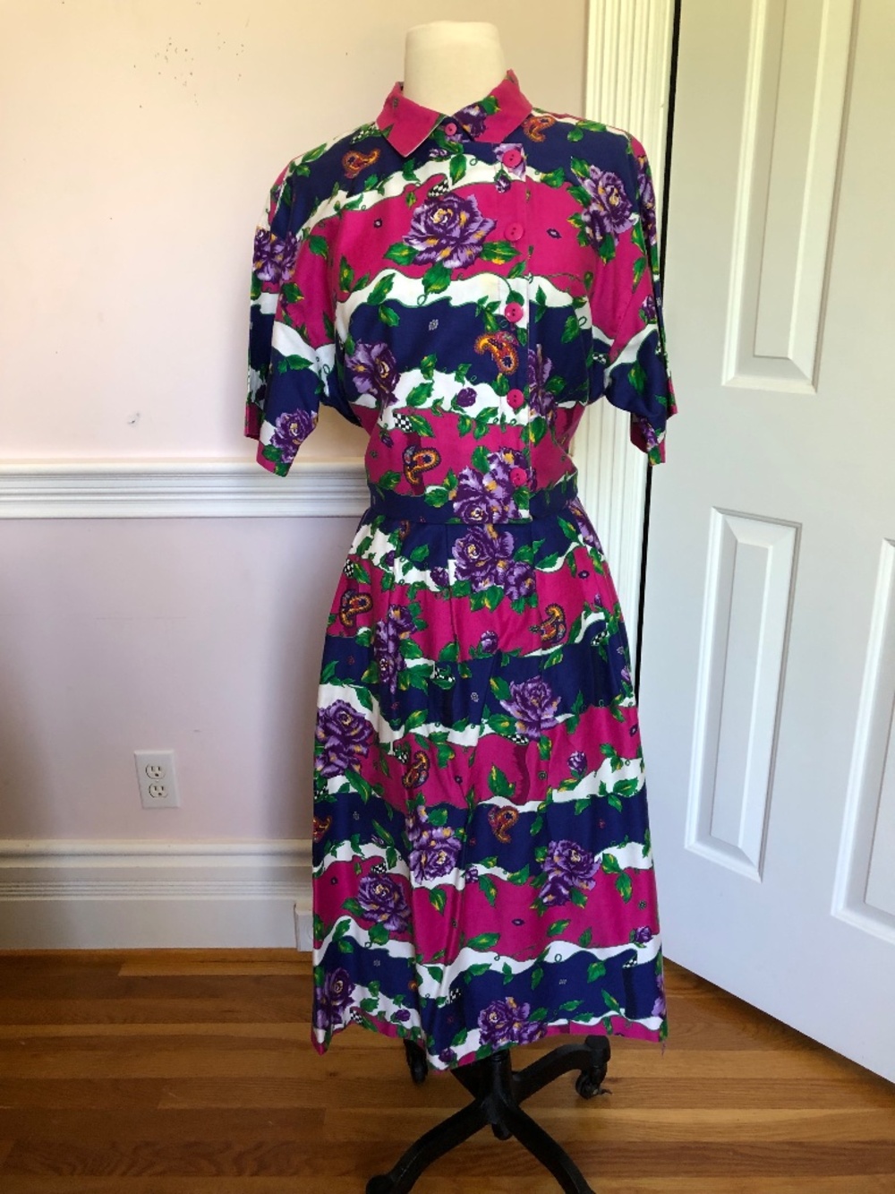 Unique Vintage Floral 2 Piece Skirt & Shirt Set